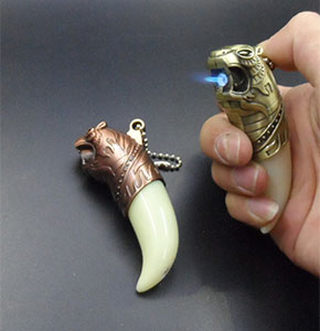 [2505] New Creative Tiger Teeth Lighter Windproof Straight Flame Lighters M Key chain
